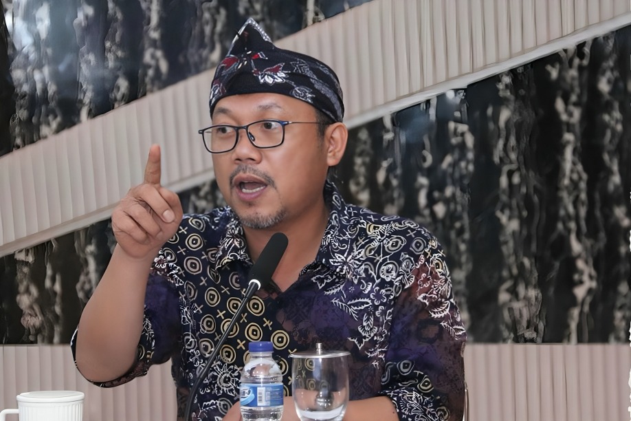Caption: Kepala BPN Kota Depok Indra Gunawan memimpin rapat koordinasi sekaligus membedah DIPA 2024 di aula kantor, Kamis,(4/1/2024.(Foto: BPN Kota Depok)